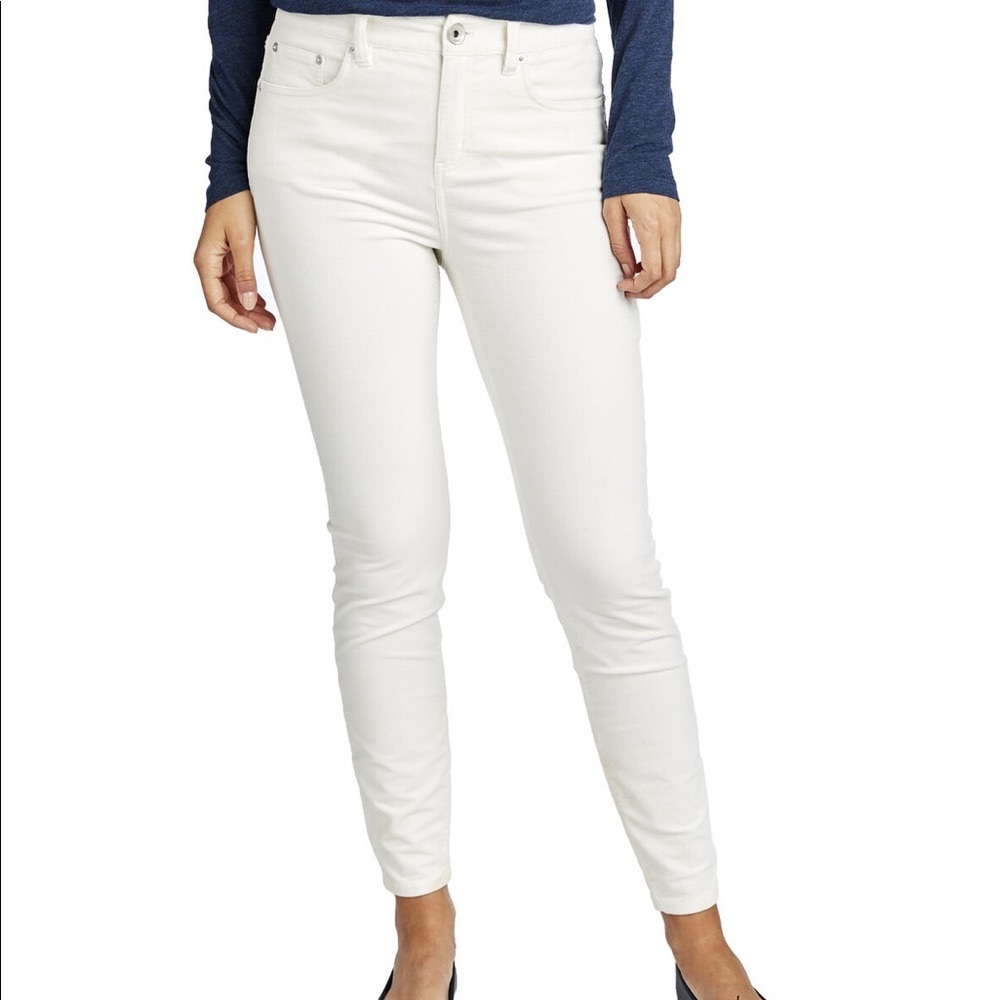 Vineyard vines high rise 5 pocket corduroy pants
